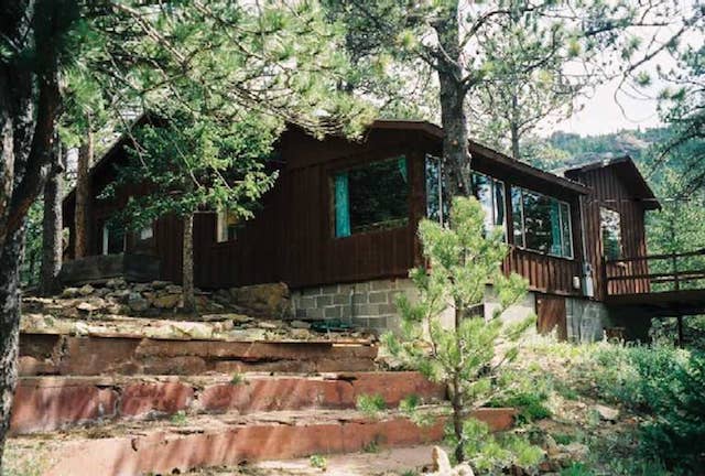 10 Dreamy AirBnbs Near National Parks | InStyleRooms.com/Blog