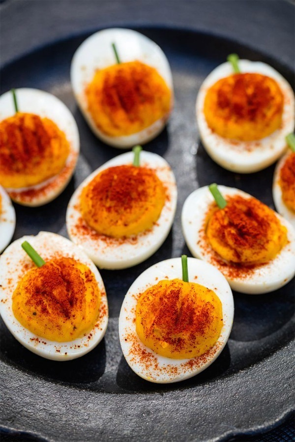 Yes, please. Nom. Nom. 20 of the Best Halloween Treats on Pinterest | Cartageous.com/Blog
